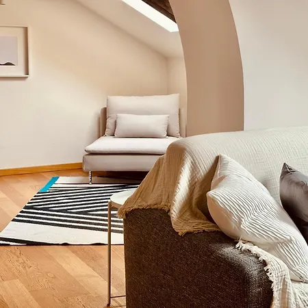 Unonoveuno Luxury アパート ナポリ