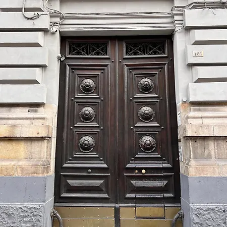 Unonoveuno Luxury